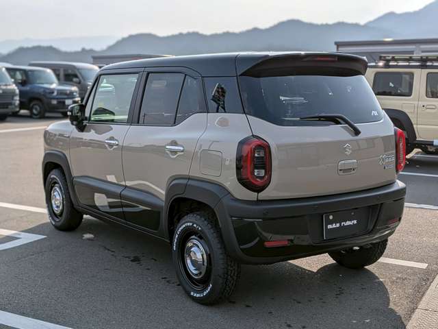 Suzuki XBEE 11