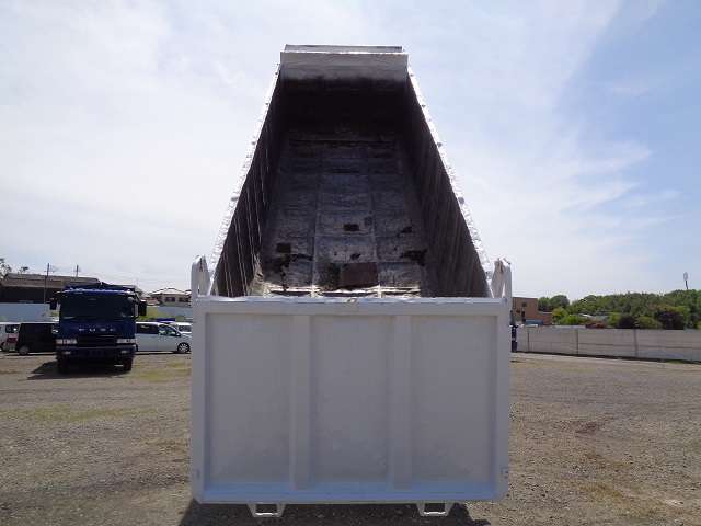 Mitsubishi Fuso Super Great 7
