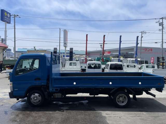 Mitsubishi Fuso Canter 4