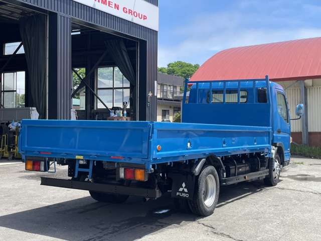 Mitsubishi Fuso Canter 9