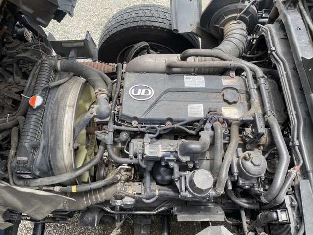 UD Trucks Condor 6
