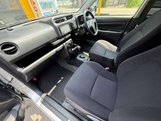 Toyota Probox Van 11