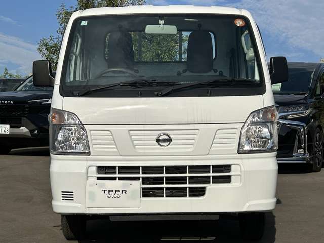Nissan NT100 Clipper 2