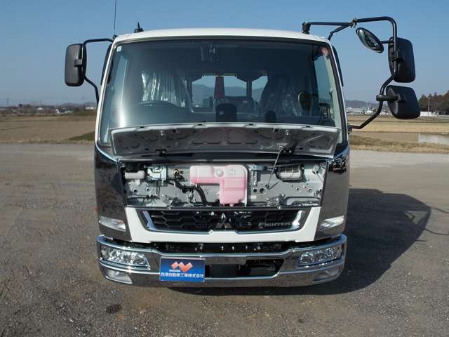 Mitsubishi Fuso Fighter 9