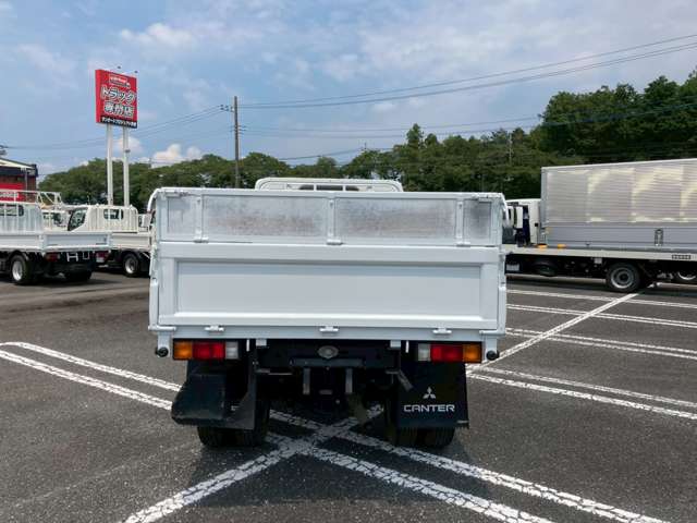 Mitsubishi Fuso Canter 6