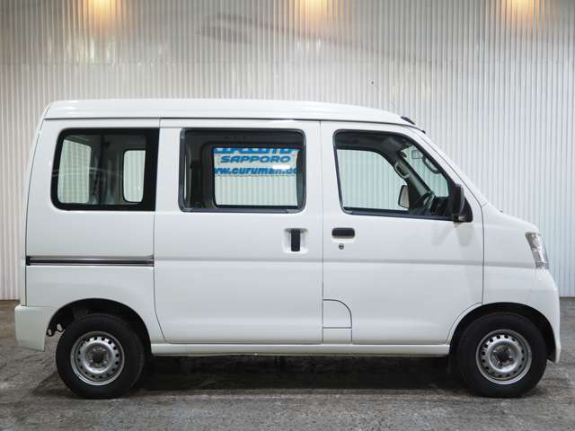 Daihatsu Hijet Cargo 11