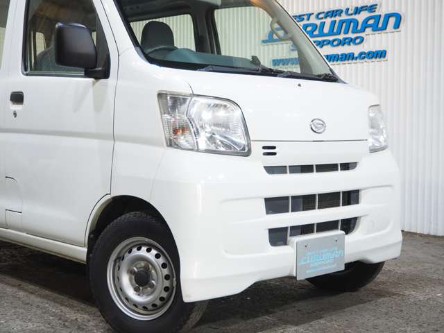 Daihatsu Hijet Cargo 2
