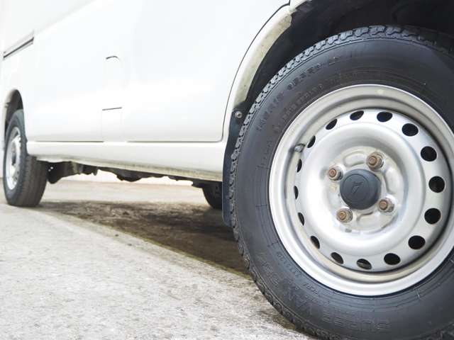 Daihatsu Hijet Cargo 8