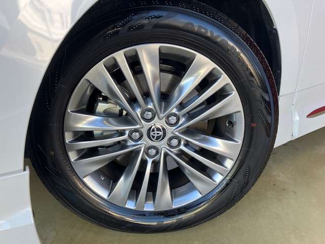 Toyota Alphard 7