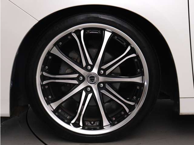 Toyota Alphard 2