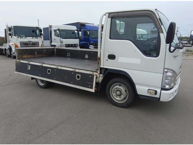 Isuzu Elf 11