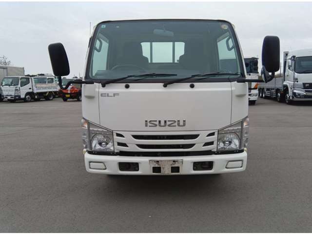 Isuzu Elf 3