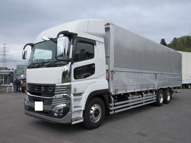 Mitsubishi Fuso Super Great 3