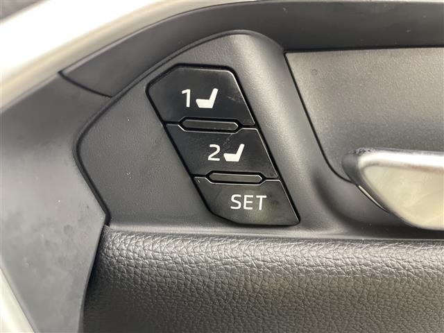 Toyota RAV4 12
