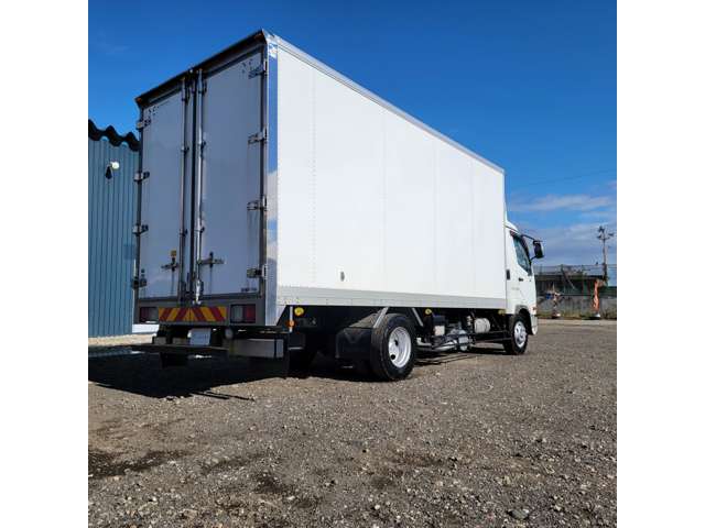 Mitsubishi Fuso Fighter 11