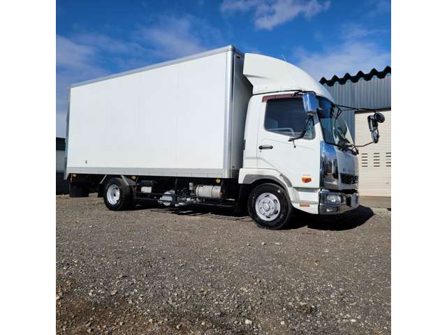 Mitsubishi Fuso Fighter 12