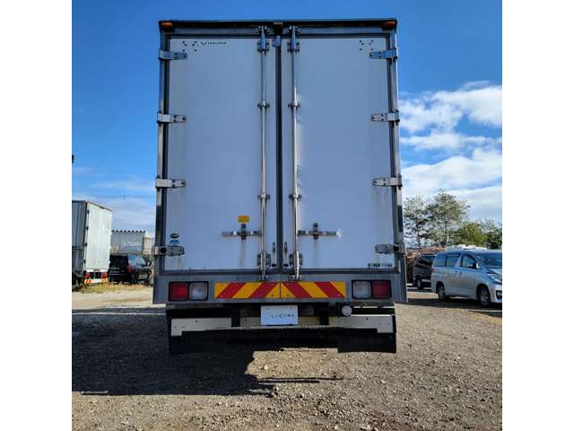 Mitsubishi Fuso Fighter 10