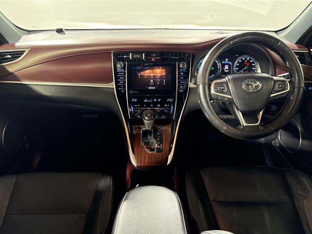 Toyota Harrier 2