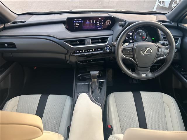 Lexus UX 3