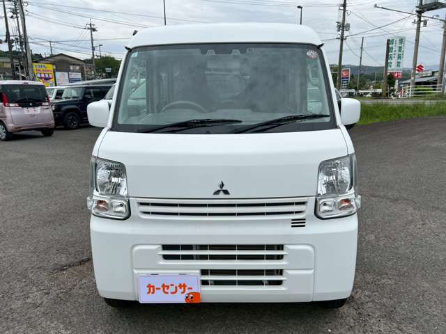 Mitsubishi Minicab Van 2