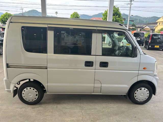 Suzuki Every 7
