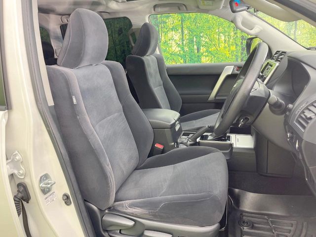 Toyota Land Cruiser Prado 8