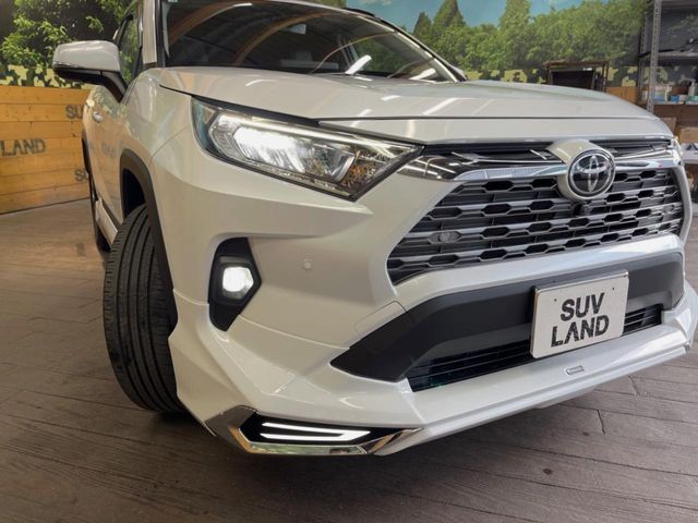 Toyota RAV4 12