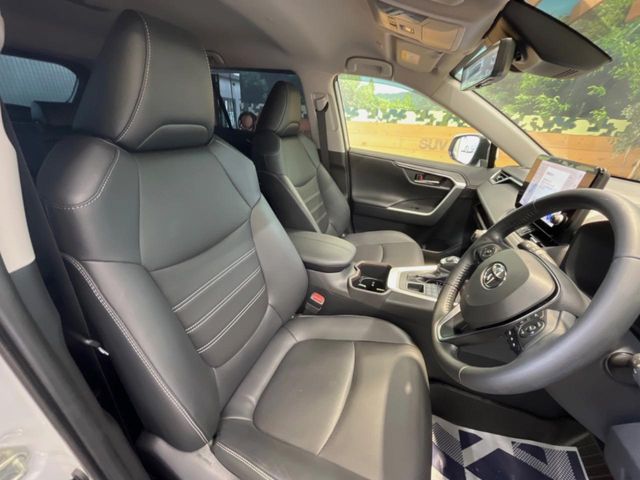 Toyota RAV4 8