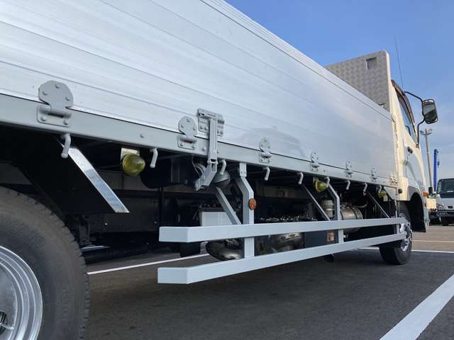 Mitsubishi Fuso Fighter 11