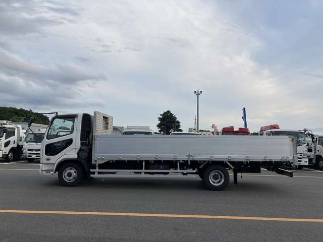 Mitsubishi Fuso Fighter 2