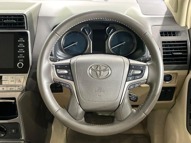 Toyota Land Cruiser Prado 12