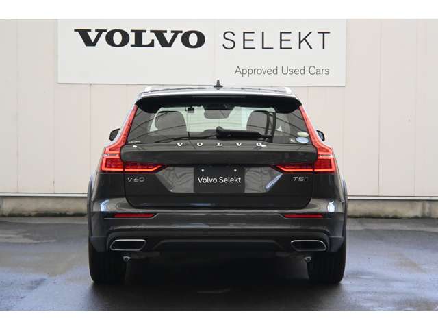 Volvo V60 Cross Country 11