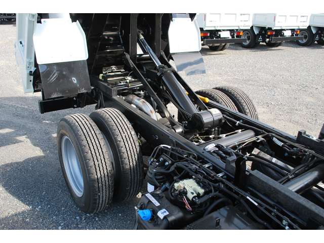 Mitsubishi Fuso Canter 11