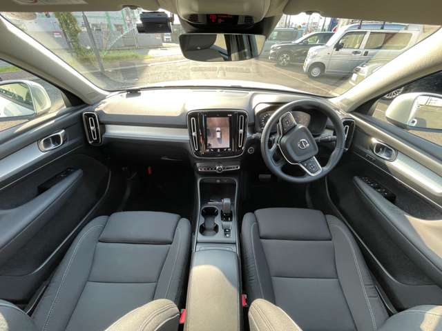 Volvo XC40 3