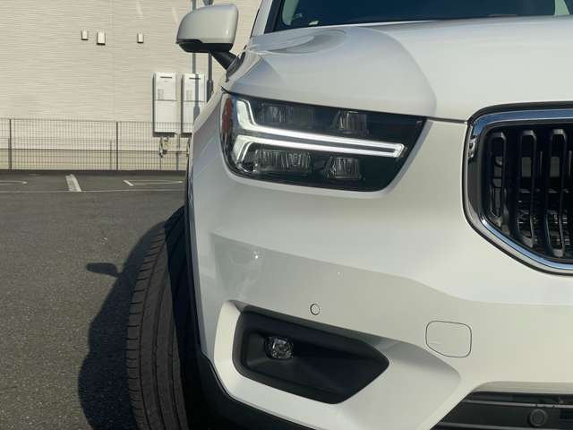 Volvo XC40 9