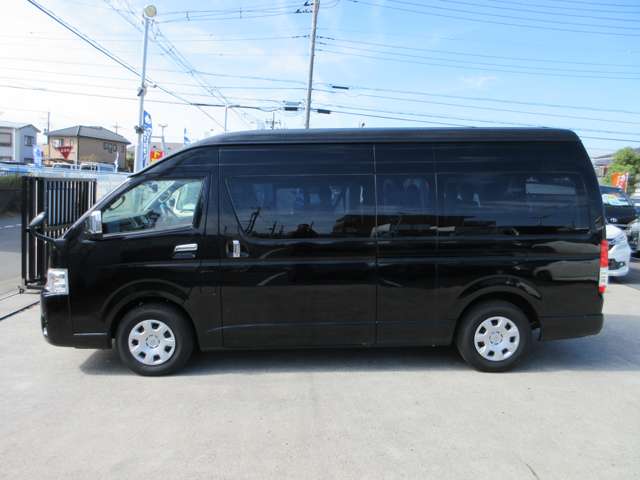 Toyota Hiace 10