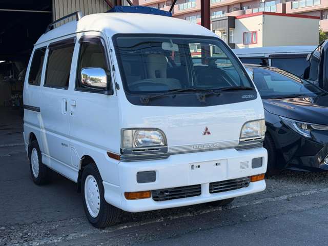 Mitsubishi Bravo 6
