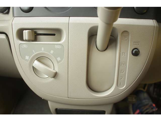 Suzuki Every 12
