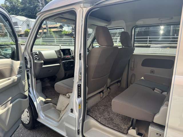 Suzuki Every 12