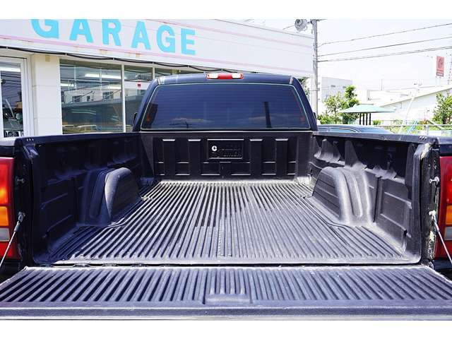 Chevrolet Silverado 11