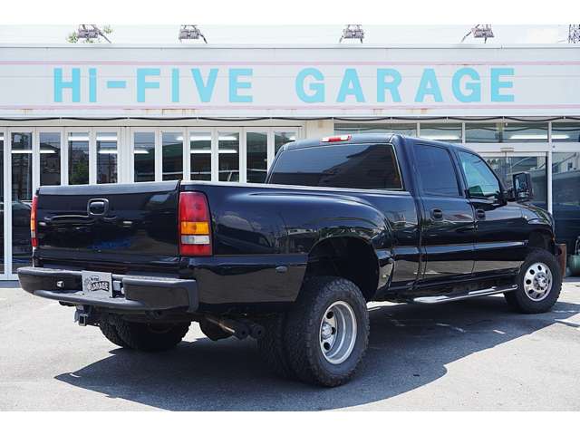 Chevrolet Silverado 4