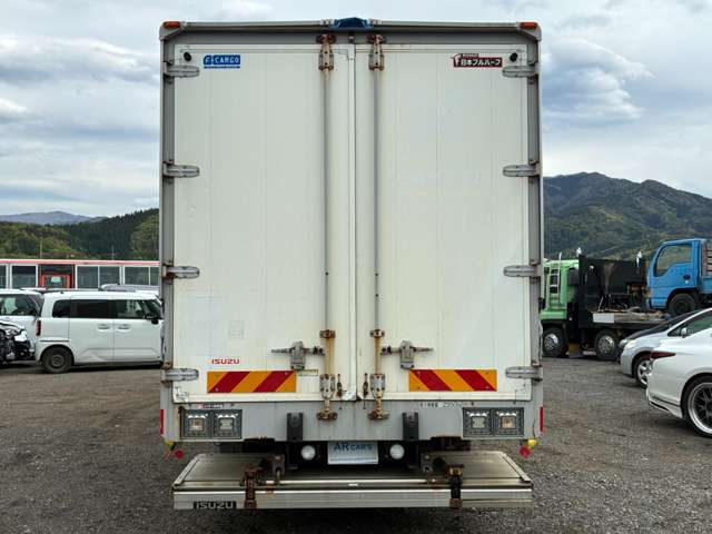 Isuzu Forward 7