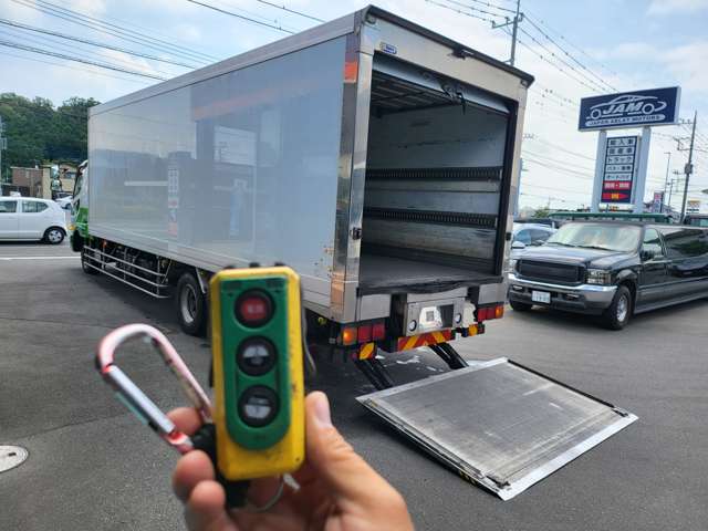 Mitsubishi Fuso Fighter 2