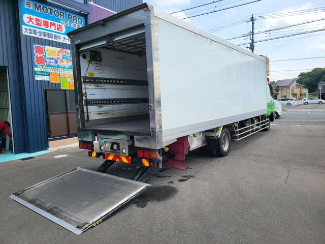 Mitsubishi Fuso Fighter 4
