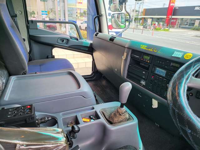 Mitsubishi Fuso Fighter 9