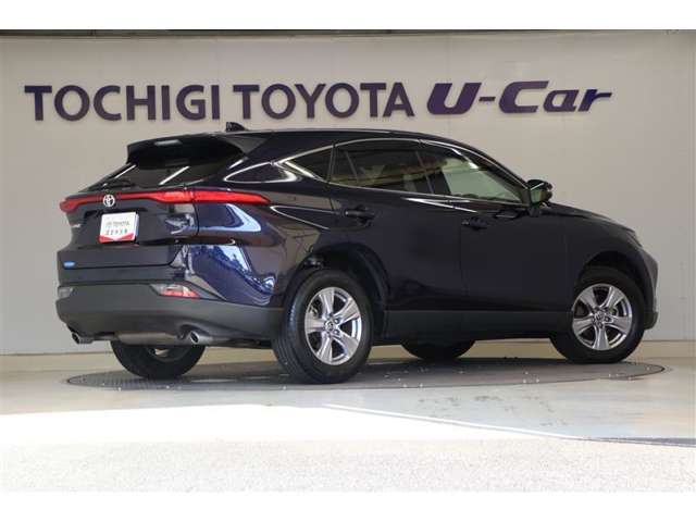 Toyota Harrier 3