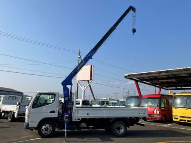 Mitsubishi Fuso Canter 9