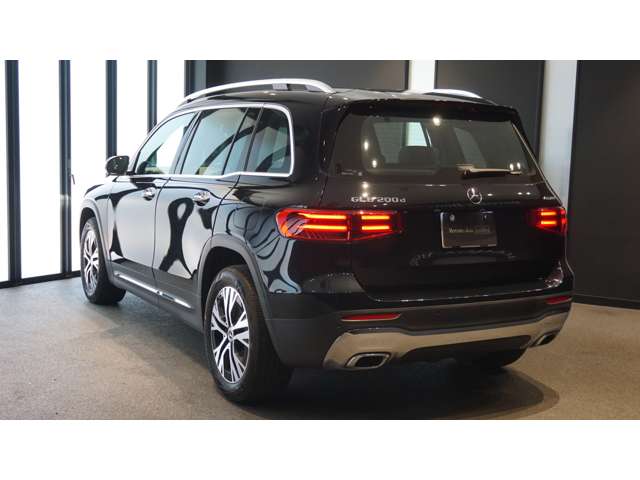 Mercedes-Benz GLB 8