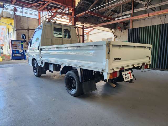 Mazda Bongo Truck 5