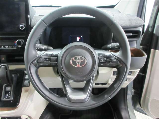 Toyota Sienta 12